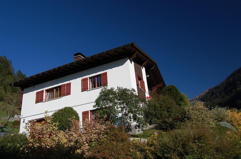 Haus Kinsperger Apartment Klosterle am Arlberg Luaran gambar