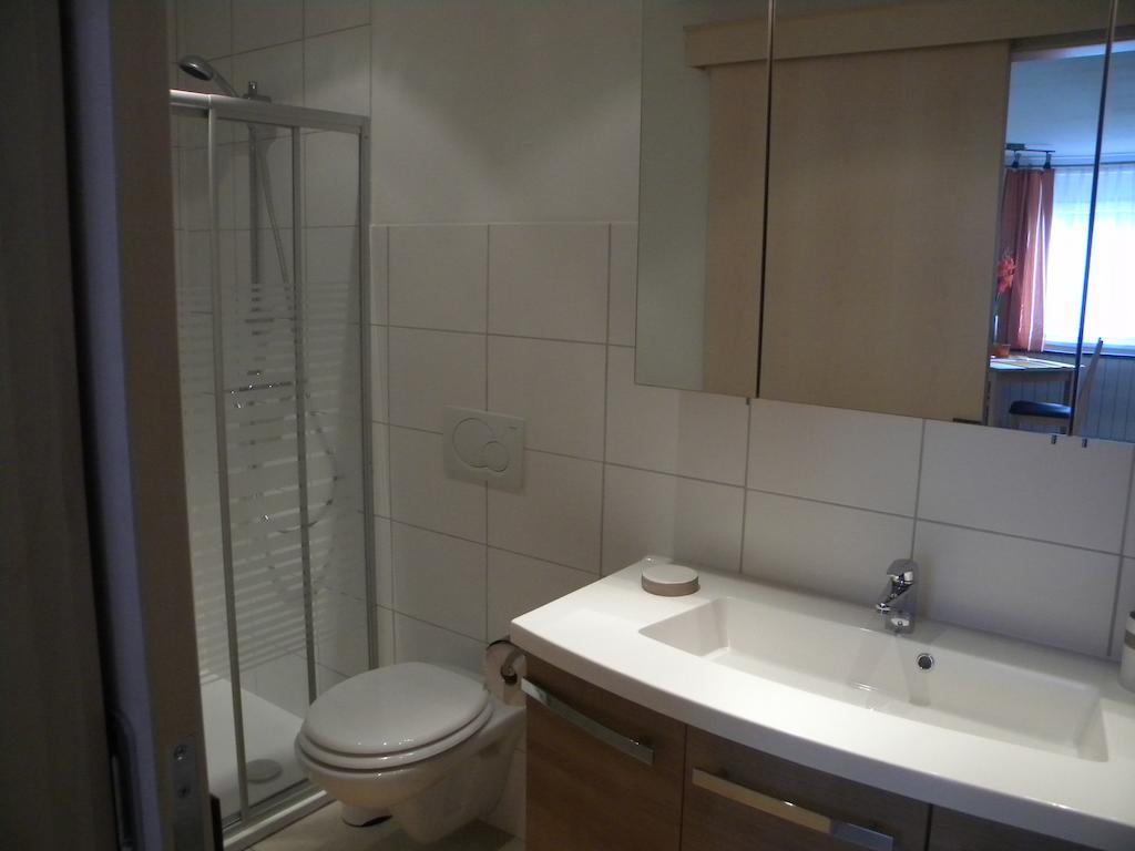 Haus Kinsperger Apartment Klosterle am Arlberg Bilik gambar