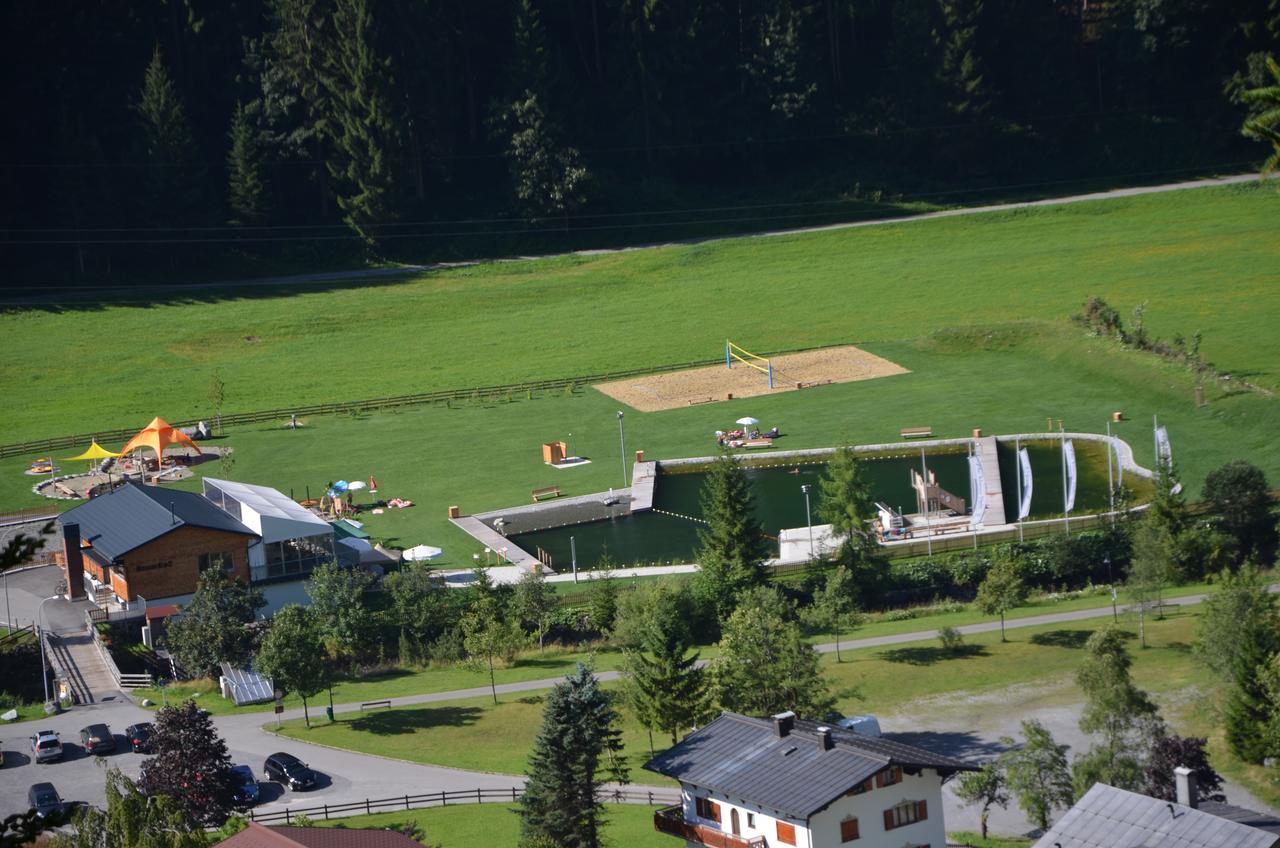 Haus Kinsperger Apartment Klosterle am Arlberg Luaran gambar